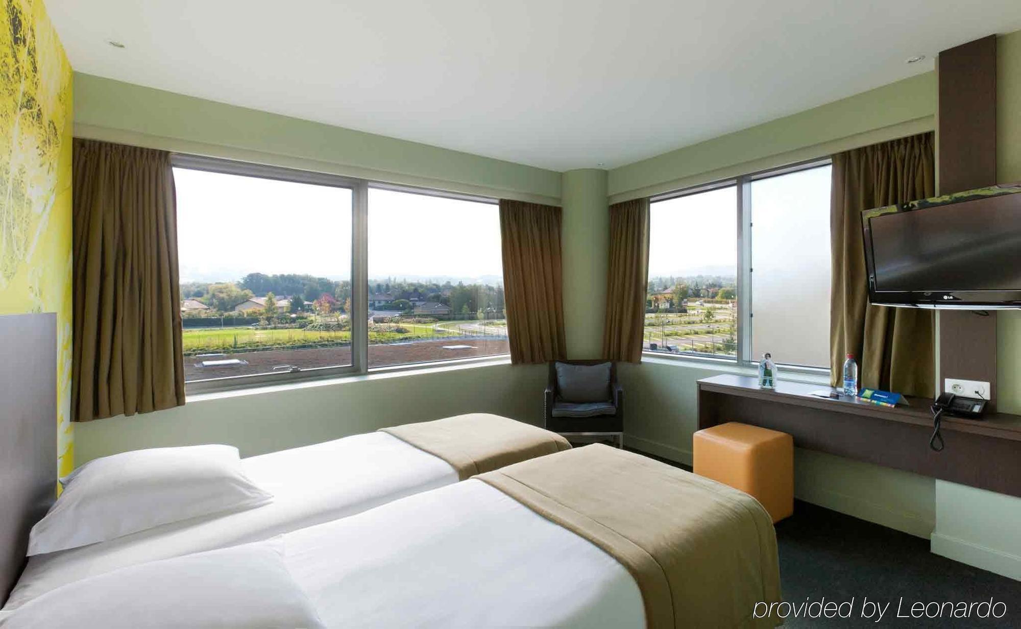 Ibis Styles Saint Julien En Genevois Vitam Neydens Δωμάτιο φωτογραφία